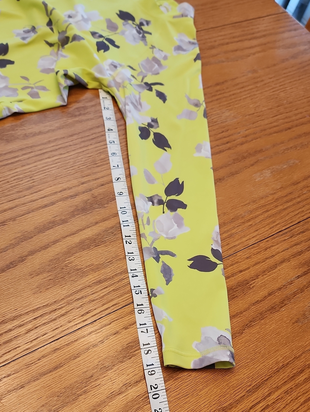 Athleta Floral Rashguard - Picture 6 of 16